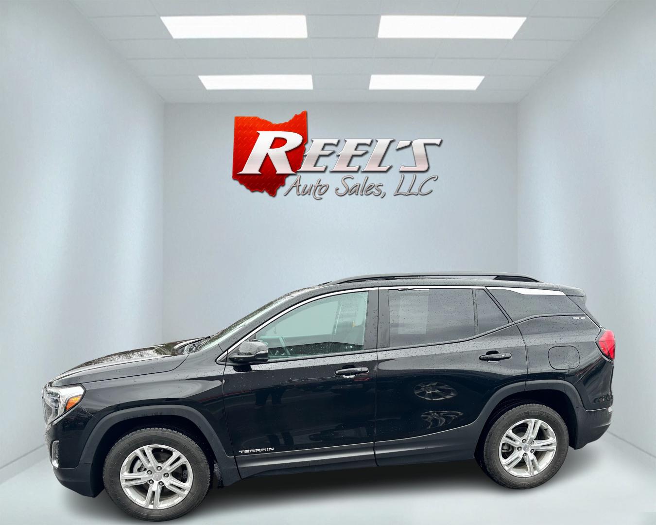 2021 Black /Black GMC Terrain SLE (3GKALTEV9ML) with an 1.5L I4 DOHC 16V TURBO engine, 9-Speed Automatic transmission, located at 11115 Chardon Rd. , Chardon, OH, 44024, (440) 214-9705, 41.580246, -81.241943 - This 2021 GMC Terrain SLE AWD is a well-equipped compact SUV that offers a range of convenient features and advanced safety technologies. With amenities like a power driver's seat, heated front seats, dual-zone automatic climate control, and remote start, it ensures a comfortable driving experience. - Photo#6